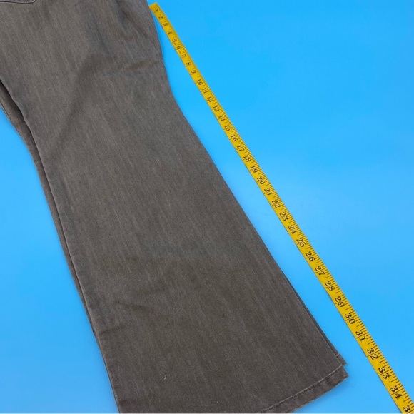 Chico's Platinum Ultimate Fit Denim Jeans Barely Flare Olive Green Size 20 - Picture 5 of 11